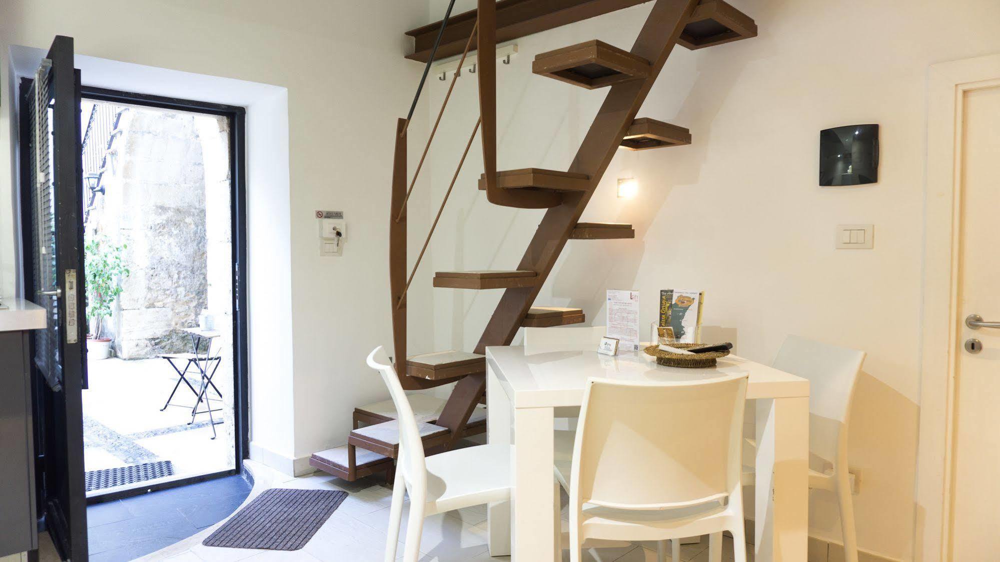 1743 Loft Lägenhet Syrakusa Exteriör bild
